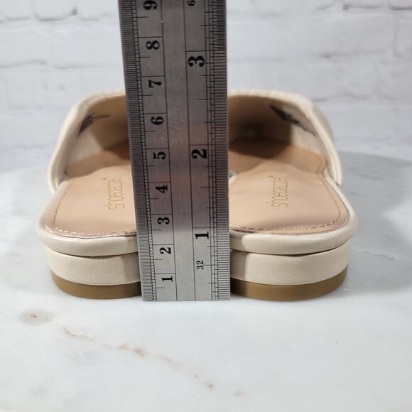 Shoedazzle Kheo Pointed Toe Mule Flats Bone 8 NIB - Picture 12 of 16